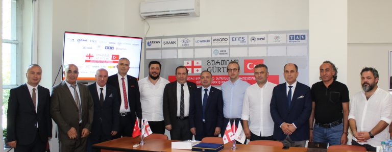 2 Ağustos, 2022 tarihinde Derneğimizi Ardahan Valisi Sayın Hüseyin ÖNER ve ARDAHAN TİCARET VE SANAYİ ODASI Yönetim Kurulu Başkanı Sayın Çetin DEMİRCİ heyet eşliğinde ziyaret etmiştir.