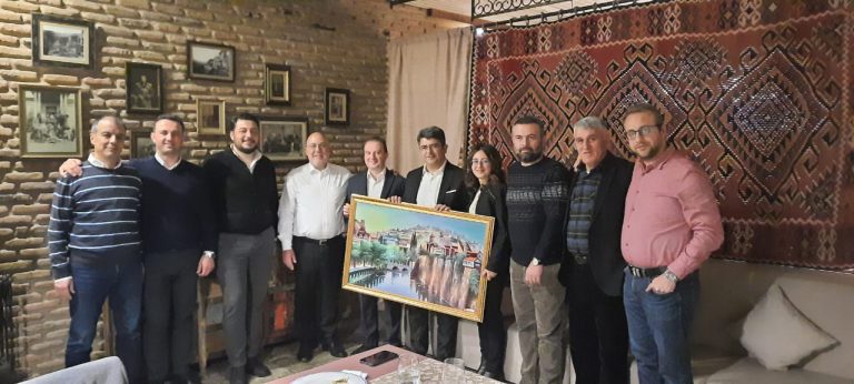 Sn. Onur Sevim ve Sn. Gizem Türkgenci Sevim için veda yemeği düzenlendi