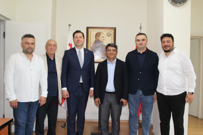 Derneğimizi Abhazya Özerk Cumhuriyeti Mülteciler Bakanı Ziyaret Etti