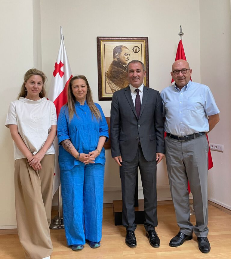 Tiflis Yunus Emre Enstitüsü Direktörü GÜRTİAD’ı Ziyaret Etti